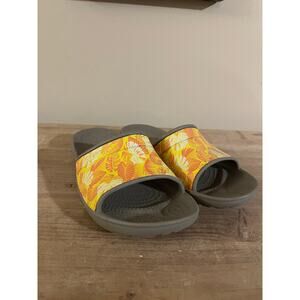 Crocs slides woman size 8